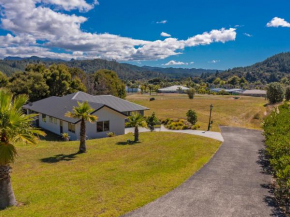 Pauanui Pines - Pauanui Holiday Home
